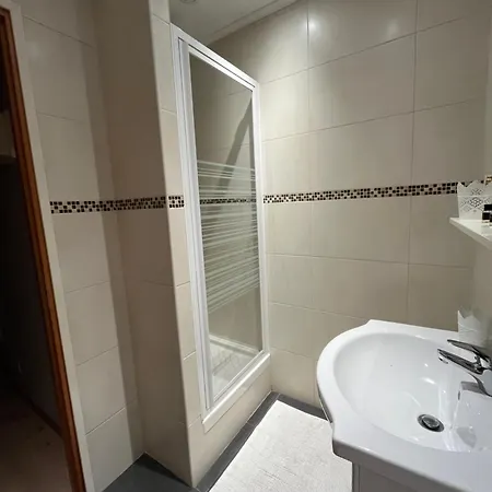 아파트 Duplex A La Frontiere De Monaco *