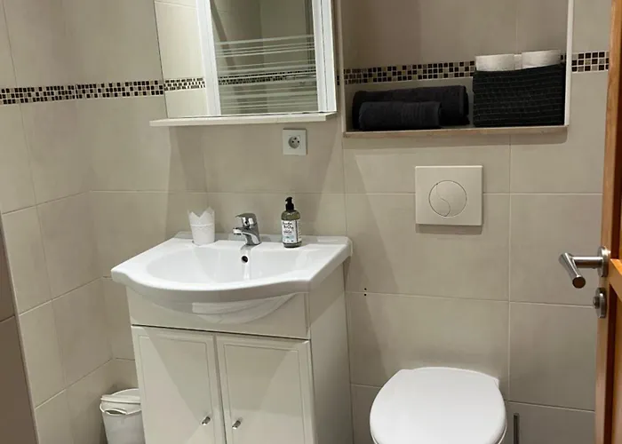 Duplex A La Frontiere De Monaco